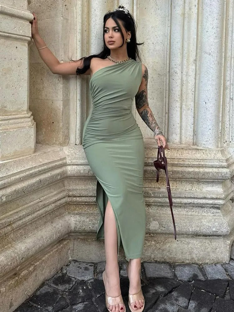 Sleek Black Backless Maxi Dress