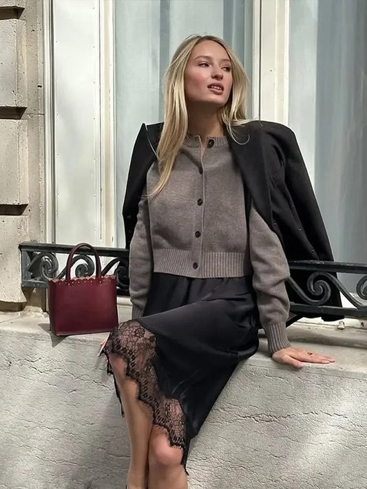 Elegant Round-Neck Cotton Knit Cardigan