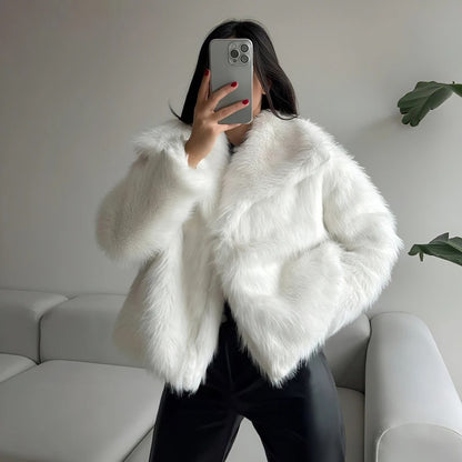 MUJER Luxe Plush Faux Fur Coat